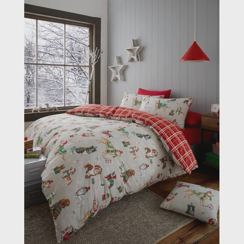 CHRISTMAS DOGS DOUBLE DUVET SET WAS £25.00