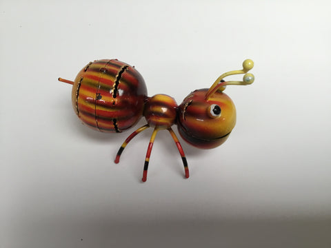 SMALL METAL ANT ORANGE